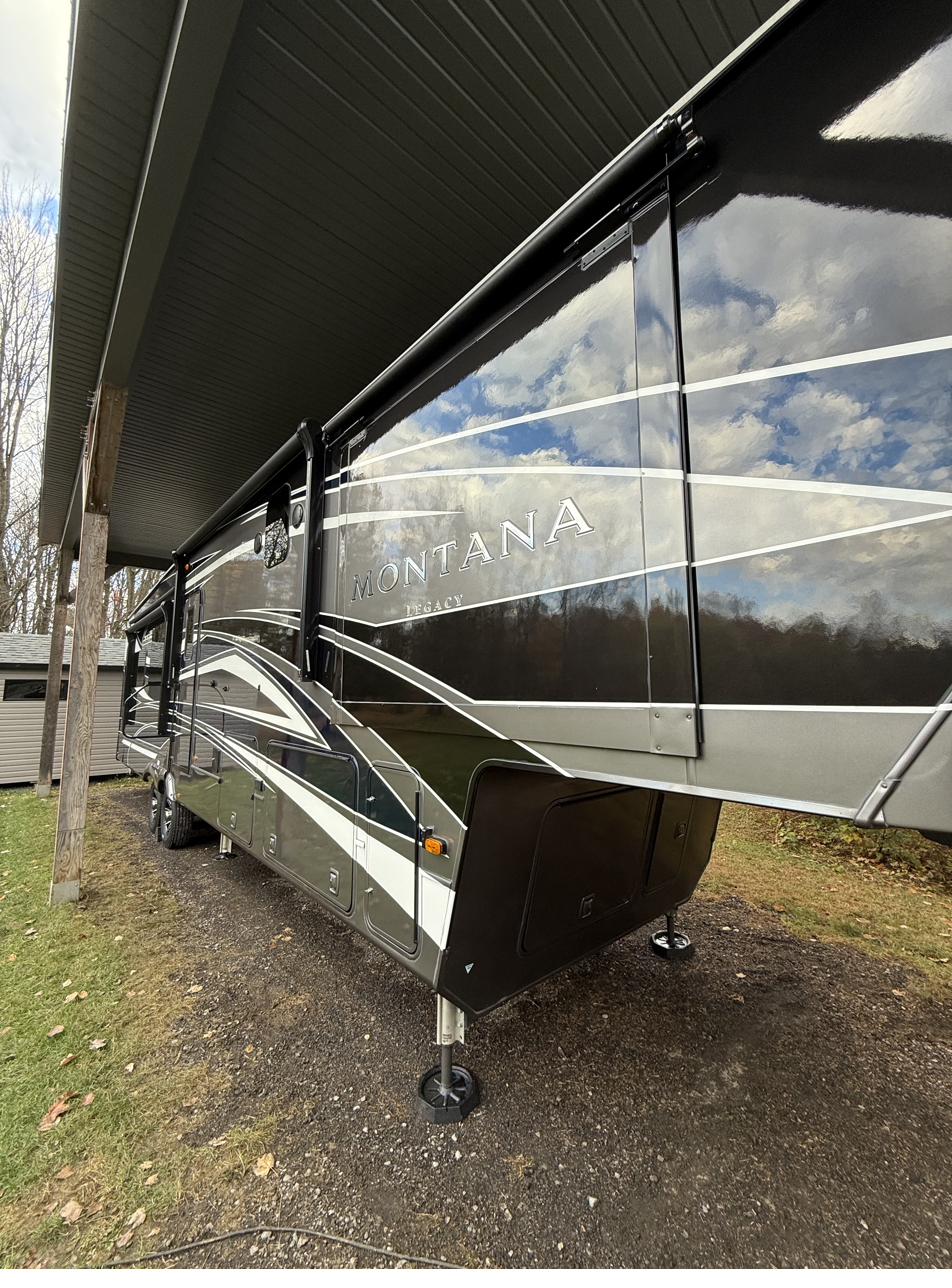 Polissage VR — Montana Legacy avec finish miroir